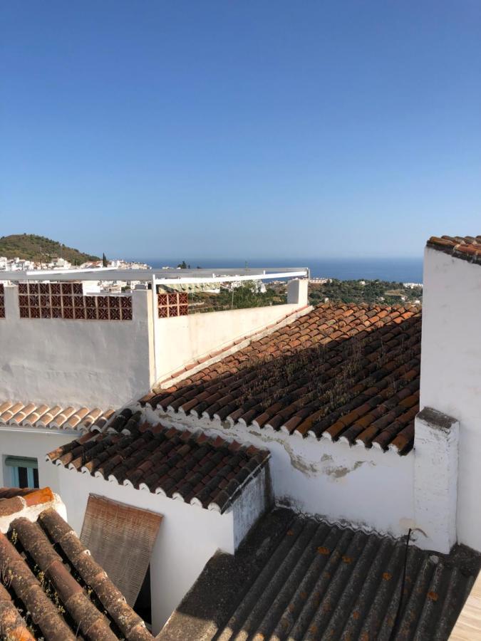 Cerezo'S House - Terrace & Jacuzzi Villa Frigiliana Luaran gambar